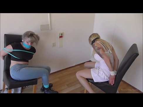 ❤️ Addicted / ceangailte agus gobáilte / cailin i bponc ☑  Porn  uainn ga.shufflesex.ru