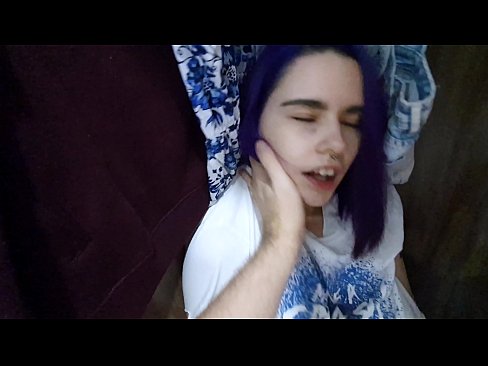 ❤️ Aimsíodh mo SIS sa closet agus chabhraigh sí cum ☑ Porn uainn ga.shufflesex.ru